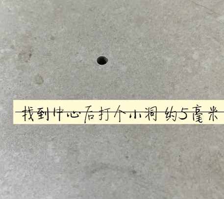 亳州市瓷砖空鼓维修公司专业解答在瓷砖铺贴过程中，如果砂料搅拌不均匀，将会带来以下问题